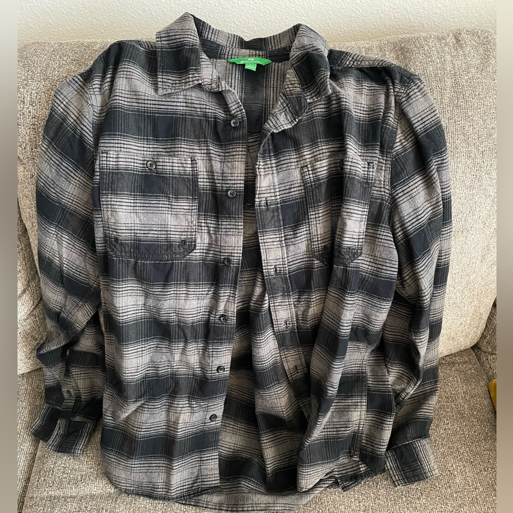 Men’s large flannel - Dip brand